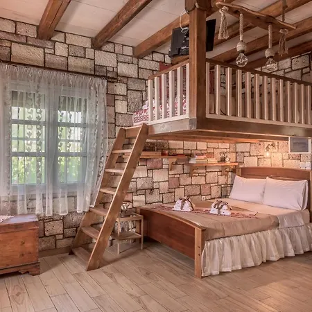 Emilia's Little Semesterbostad *