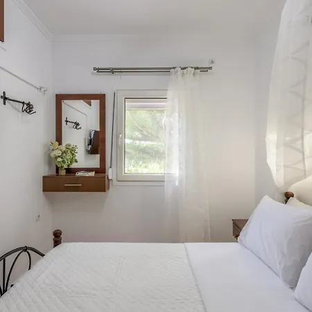 Semesterbostad Emilia's Little Agioi Anargyroi (Milos)